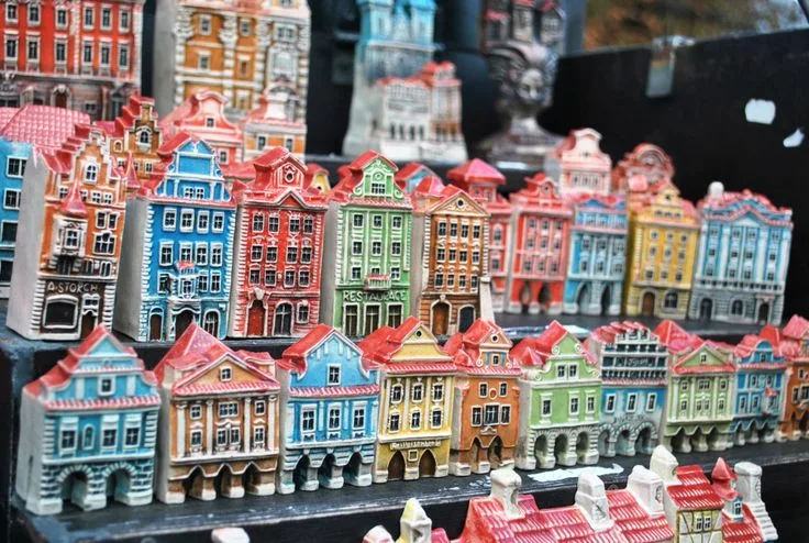bezig leerling Markeer Amsterdam Souvenirs - Gift Shops - Famous Gifts - Amsterdam Daily News  Netherlands & Europe