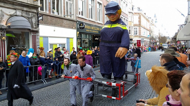 Maastricht carnaval Netherlands 47