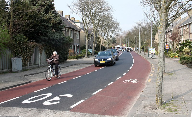 Netherlands to invest 50 million euros in bike lanes
