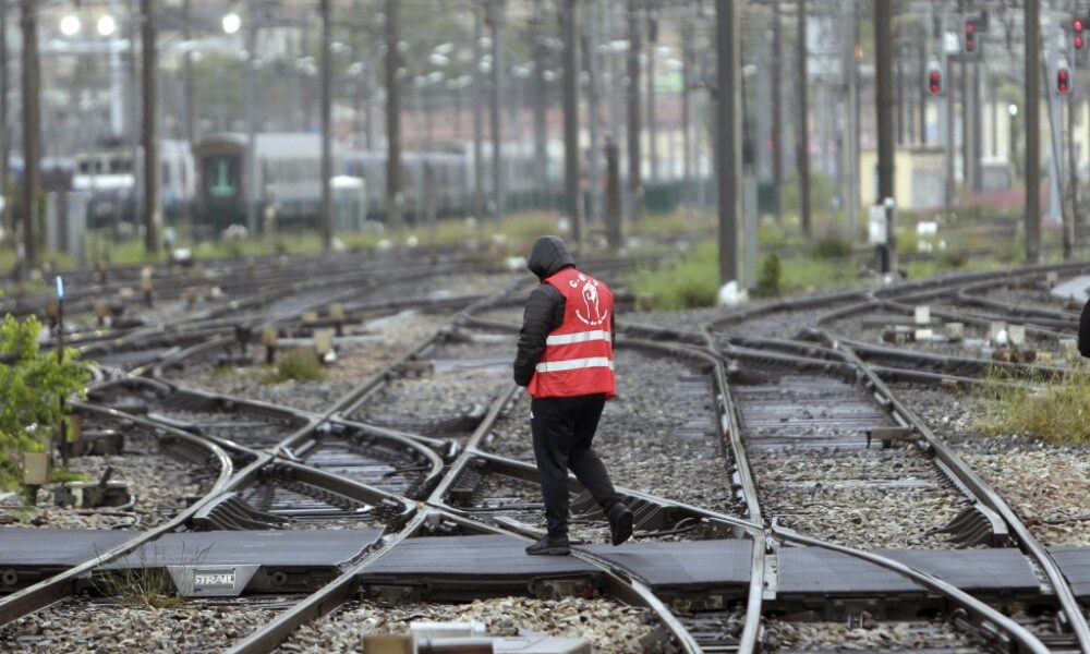 Railway Workers In Belgium On A 3 Day Strike Amsterdam Daily News