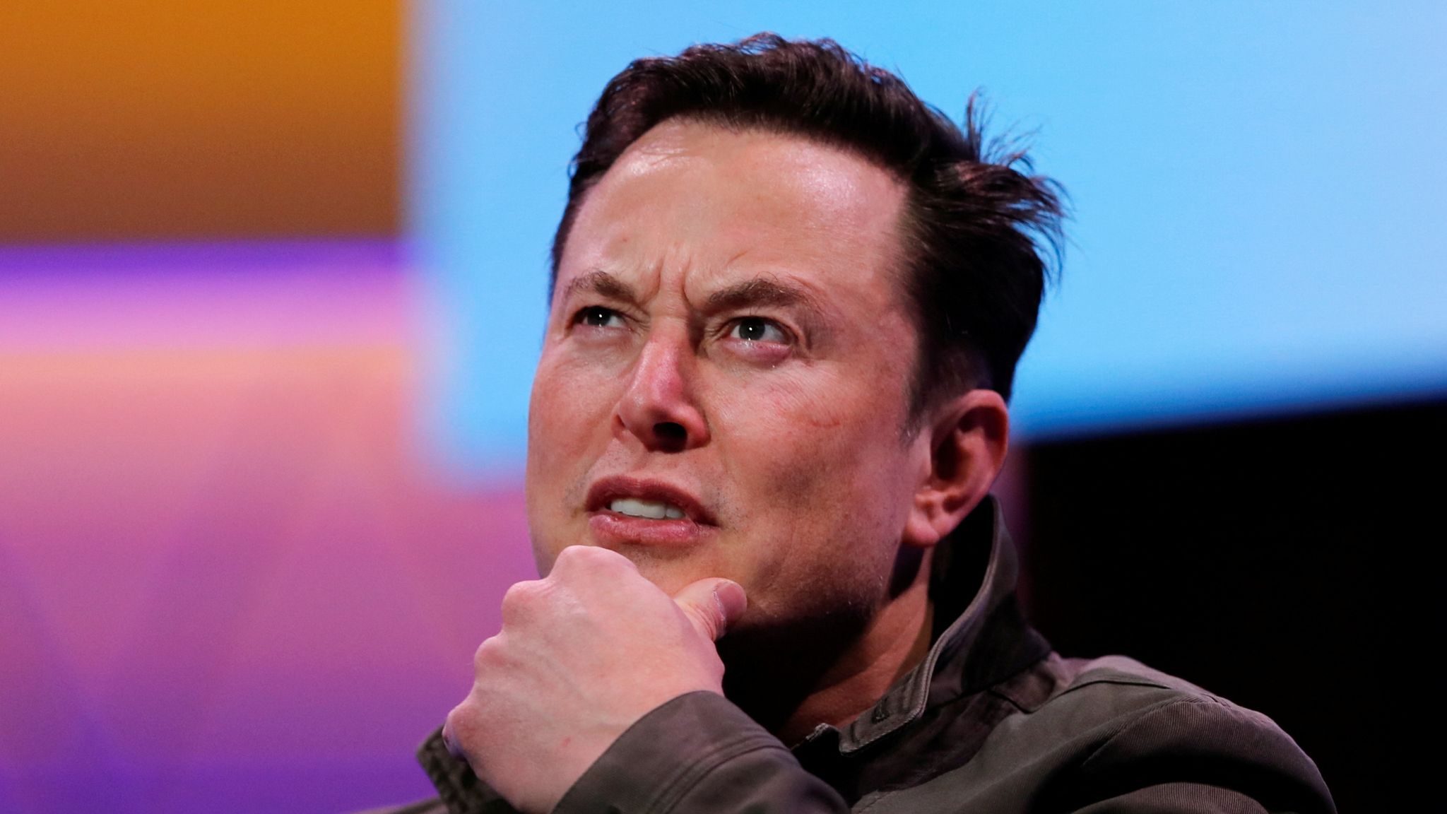 Elon Musk becomes the first person to lose 200 billion