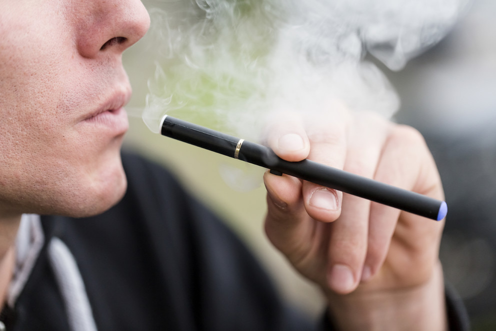 Flavored e cigarettes will be permanently withdrawn from the market from October 1 2023