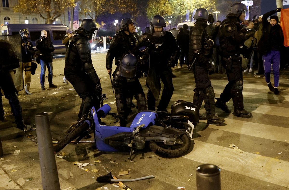 Intervention of Moroccan supporters by the French police