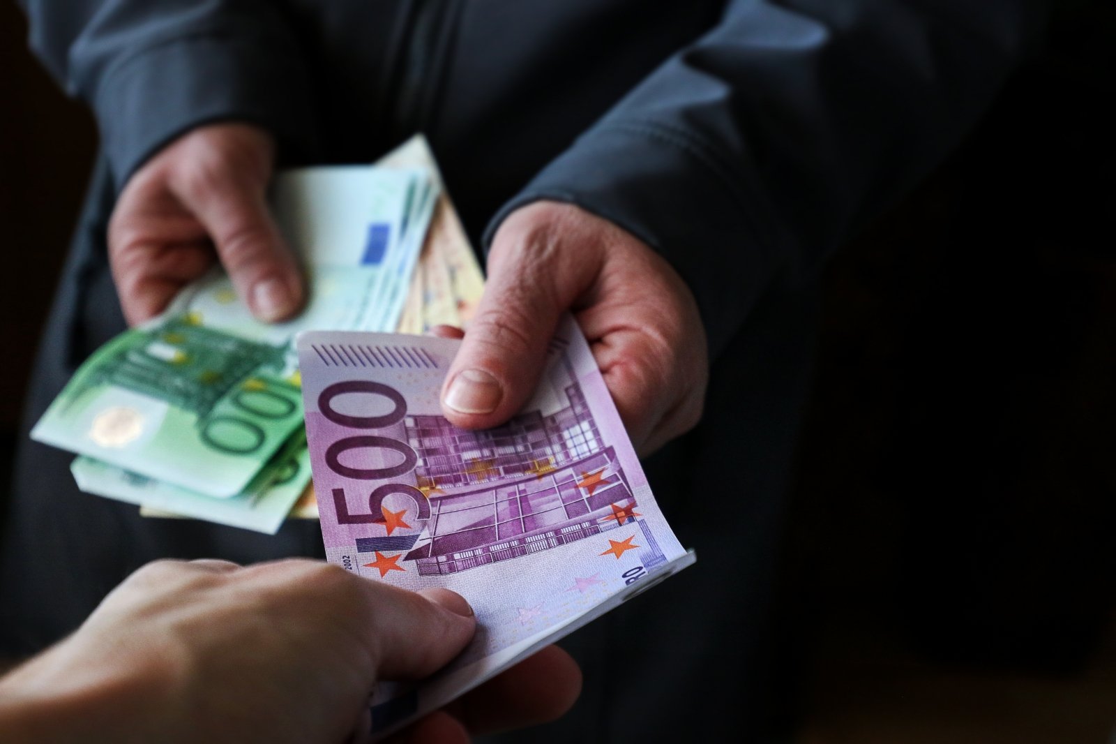 Next year in the Netherlands all salaries will increase by an average of 91 euros net