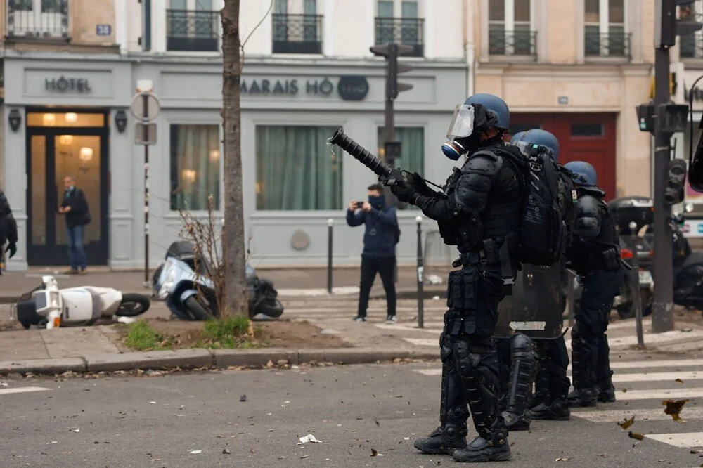 Protests in France spread to another country 9