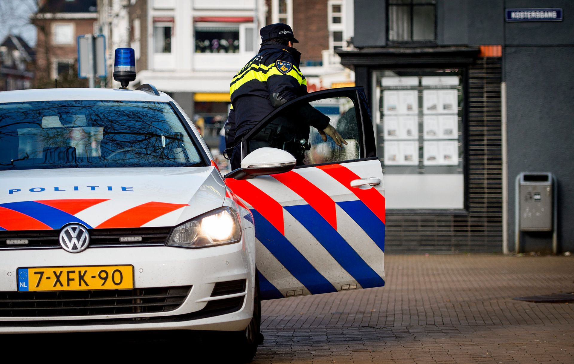 The woman wanted during the arrest in the Netherlands found 13 thousand Euros hidden in various parts of her body.