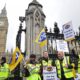 VIDEO Strike wave grows in England Dispute over salary increase