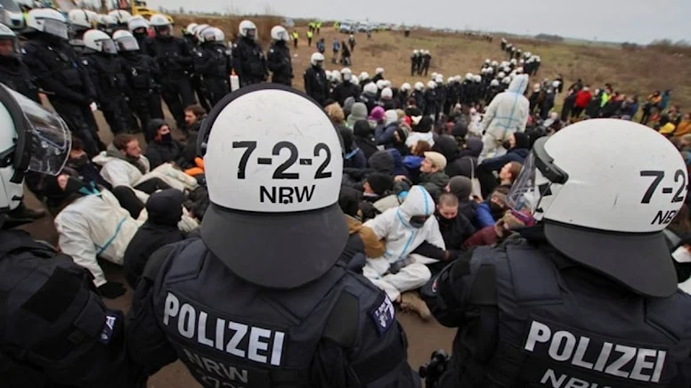 Clashes between environmental activists and police in Germany