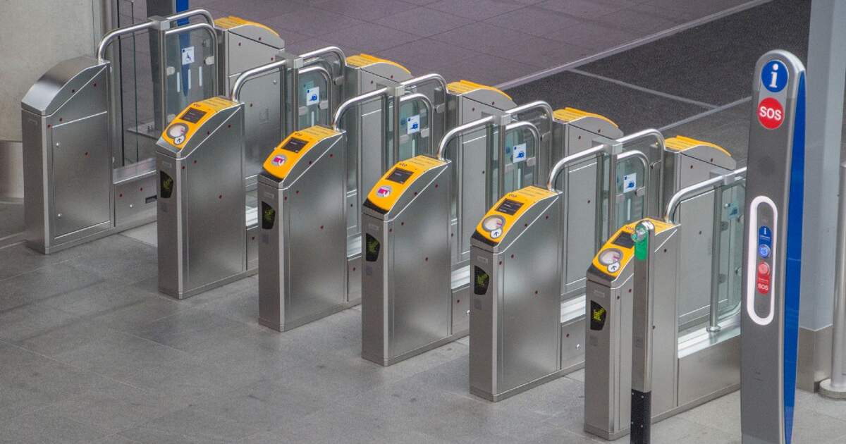 Debit card and phone contactless payment period on trains in the Netherlands started today