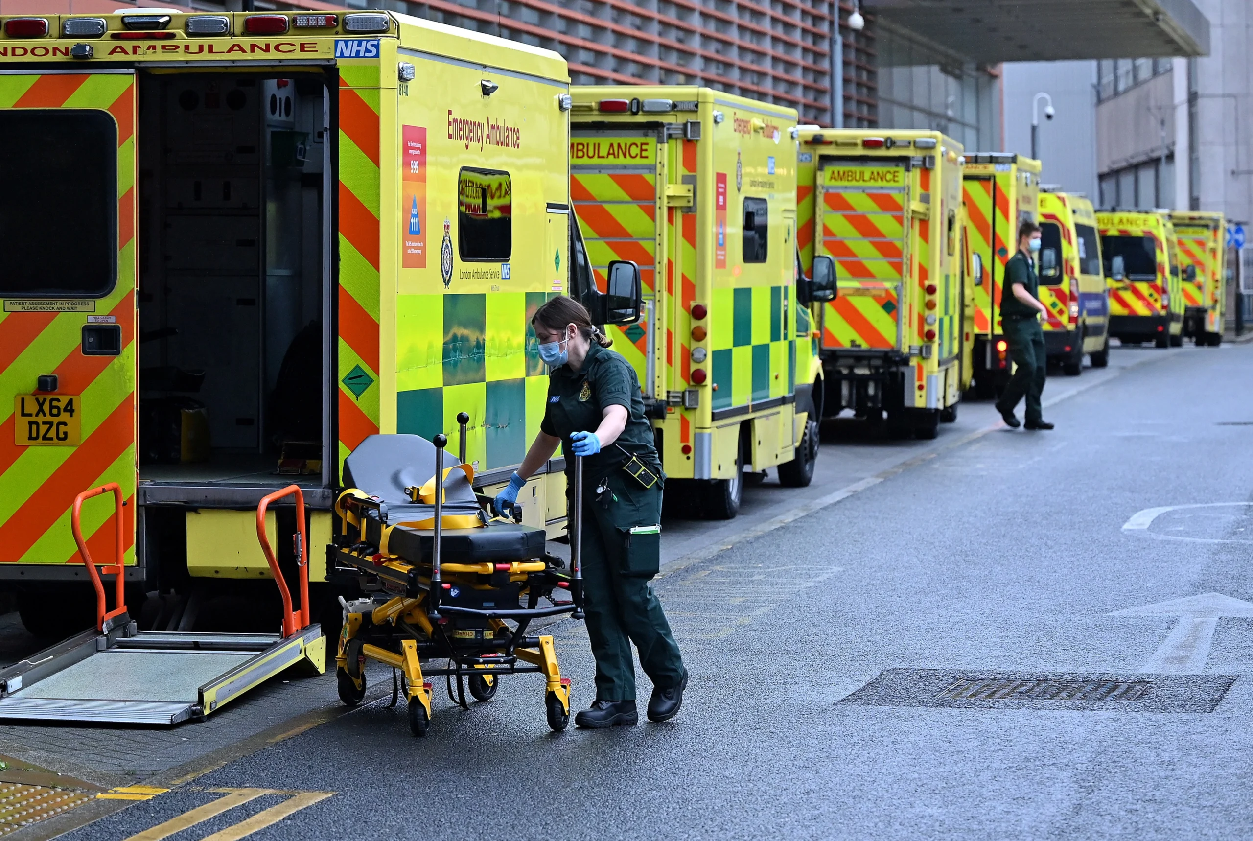 Health system crisis in England Kills around 500 people every week