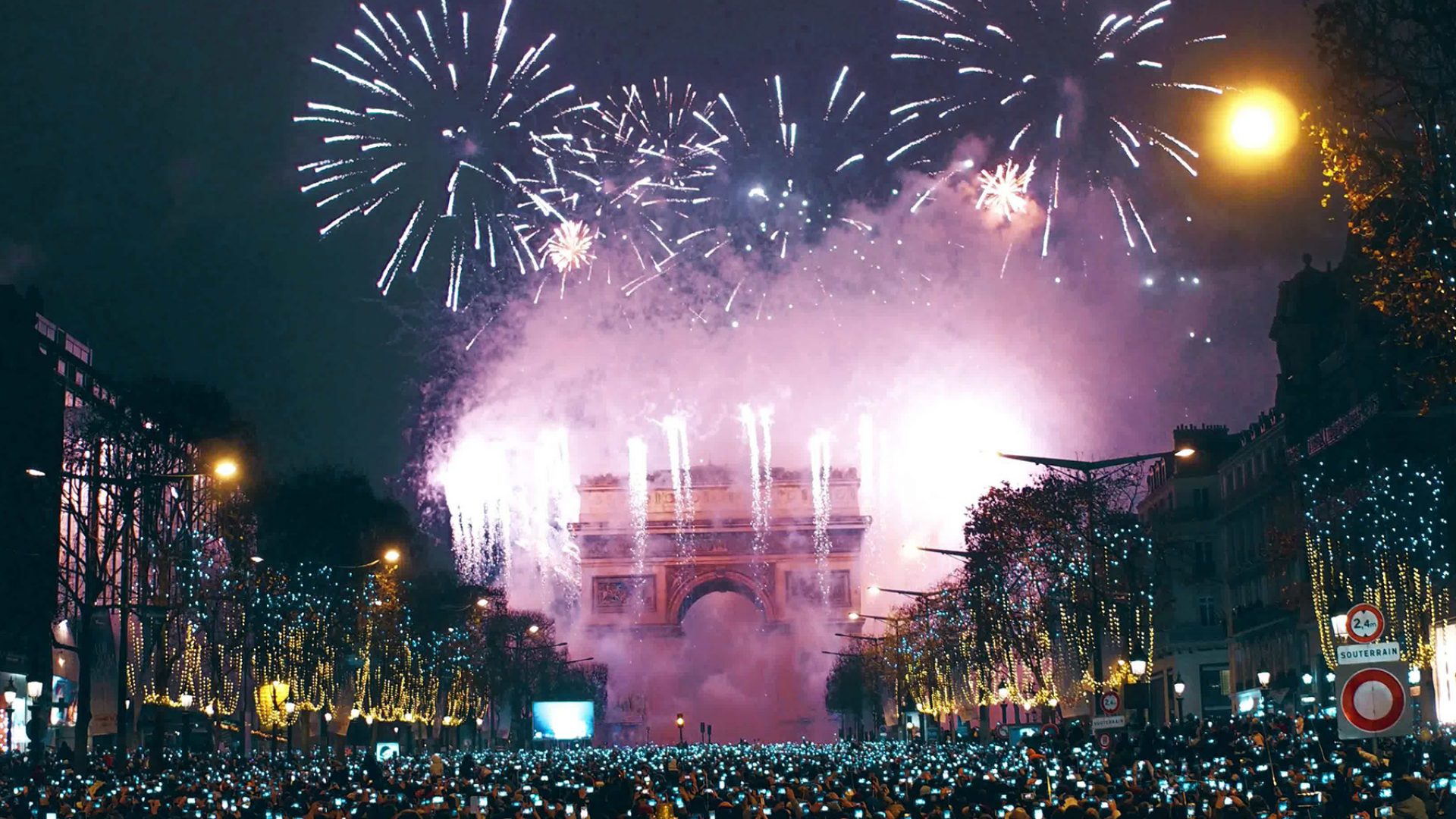 Nearly 500 people detained in France on New Years Eve