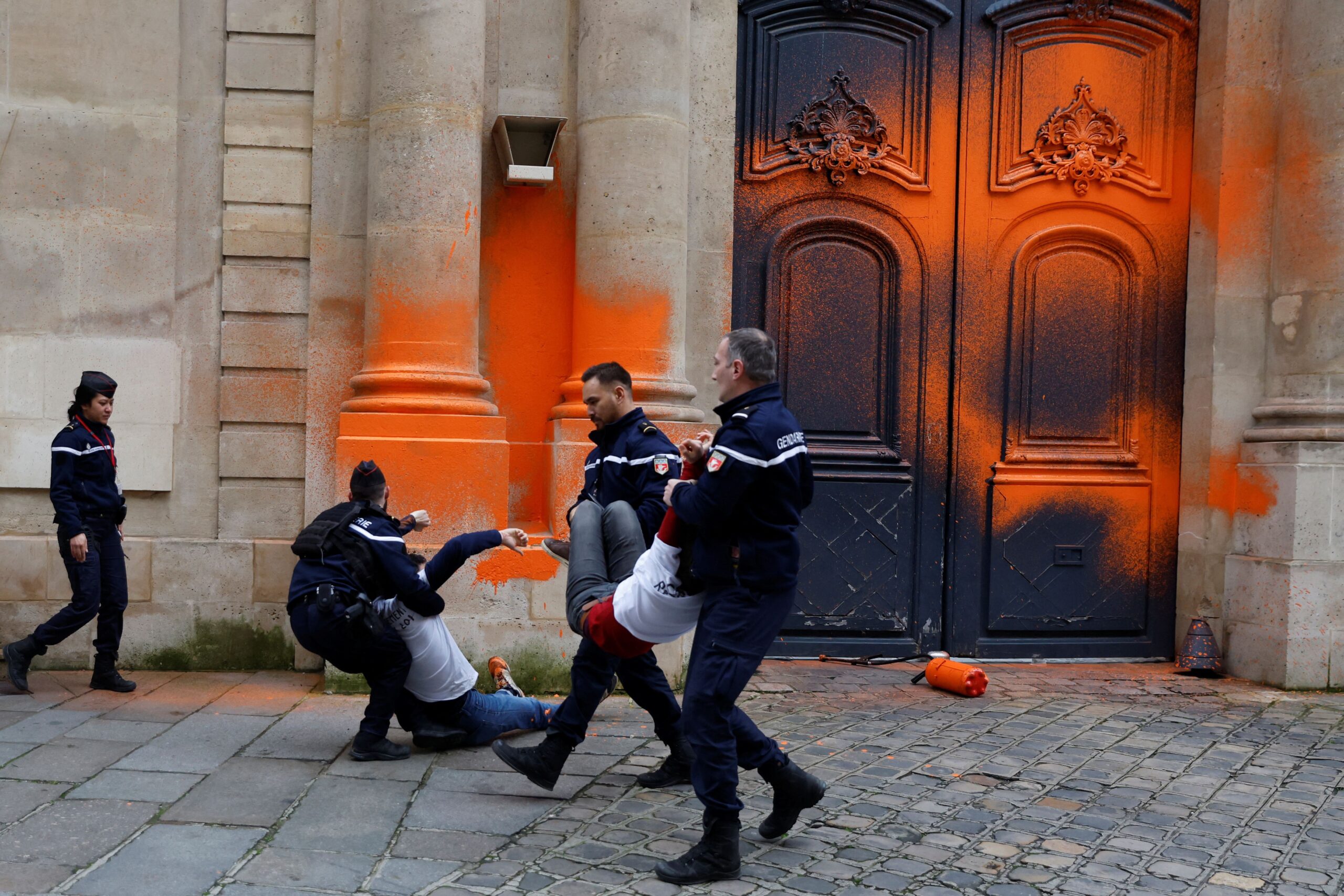 Painted action in Paris from climate activists