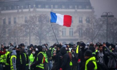 Yellow vests protest in Paris