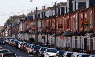 Housing prices in the UK increased by 1.9 percent in a year