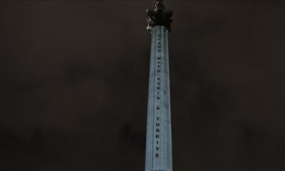 The message 22We stand by Syria and Turkey22 was reflected on Nelsons Column in London