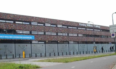 A school in Den Bosch the Netherlands is blockaded by the police