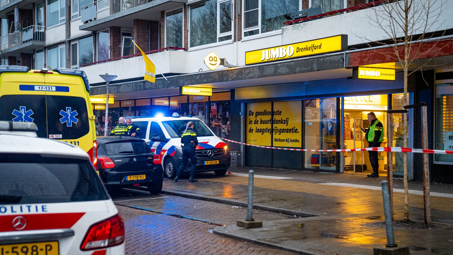 A shop worker in Rotterdam Netherlands was seriously injured in the robbery