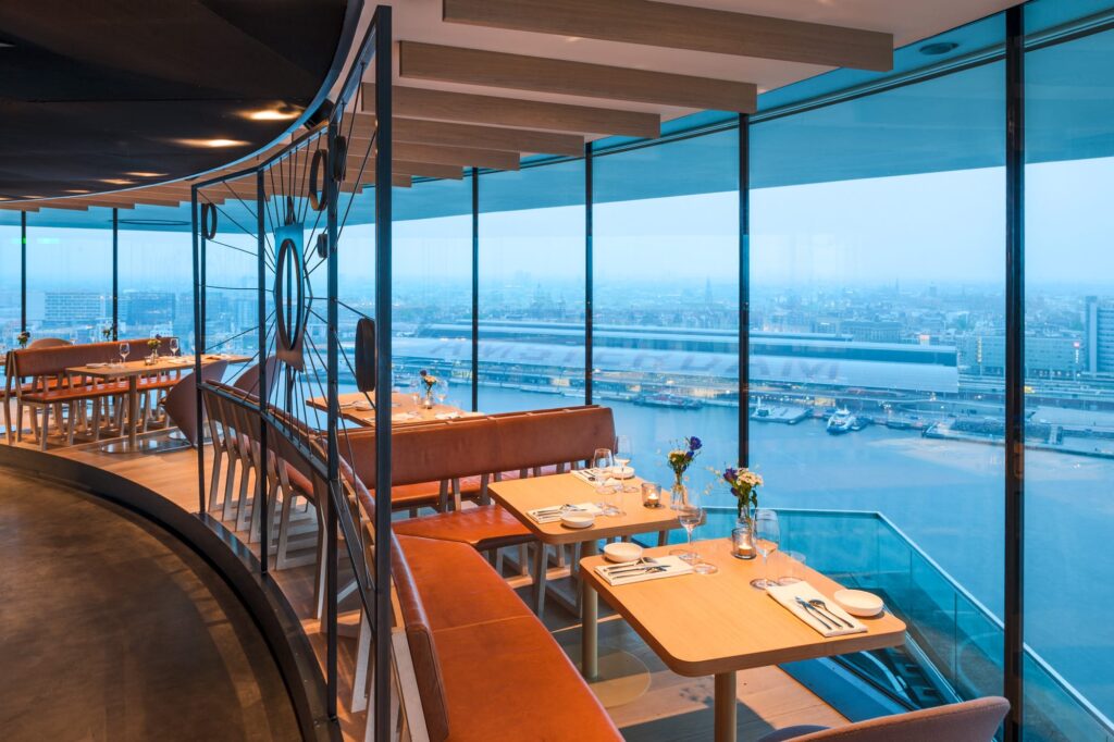 restaurant-with-the-best-view-moon-restaurant-amsterdam