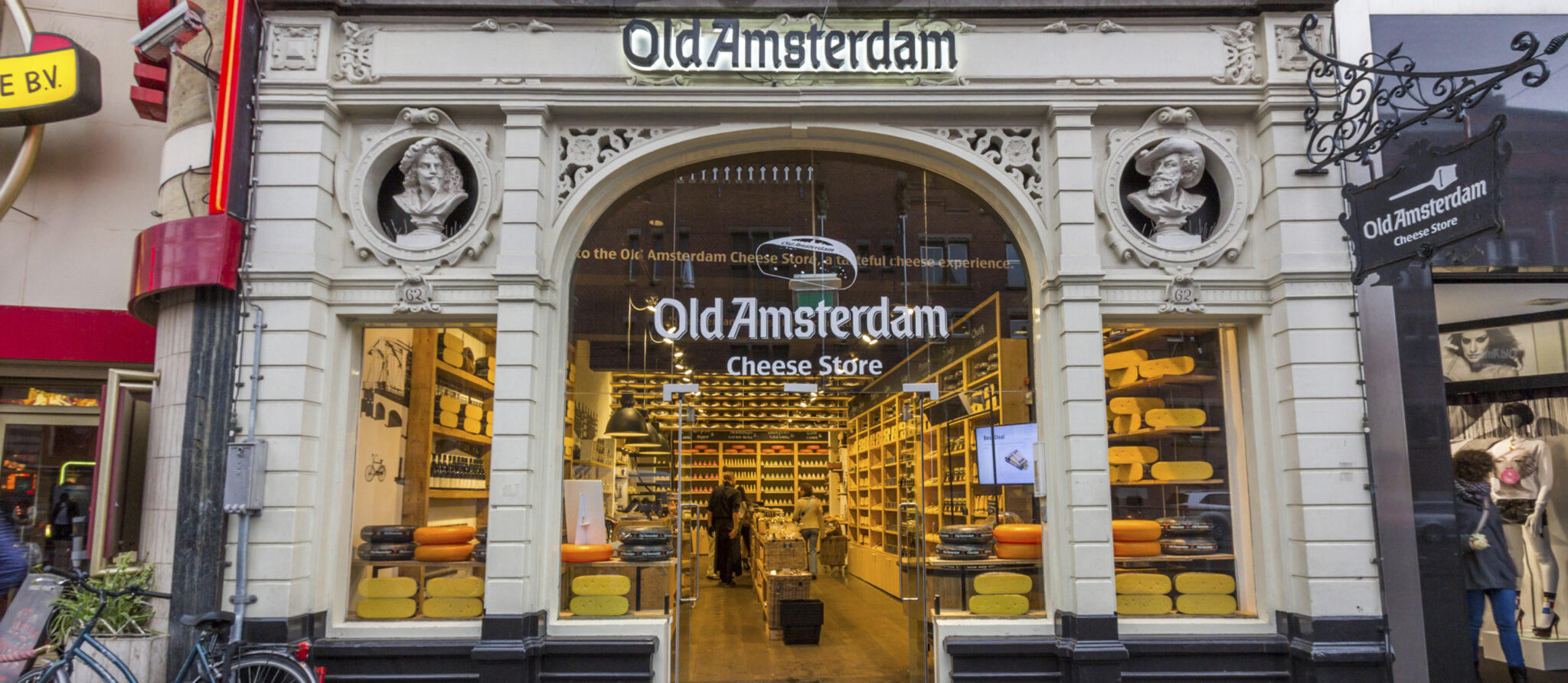 What Is Old Amsterdam Cheese?