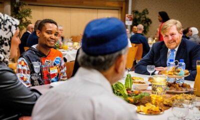 Dutch king attends iftar