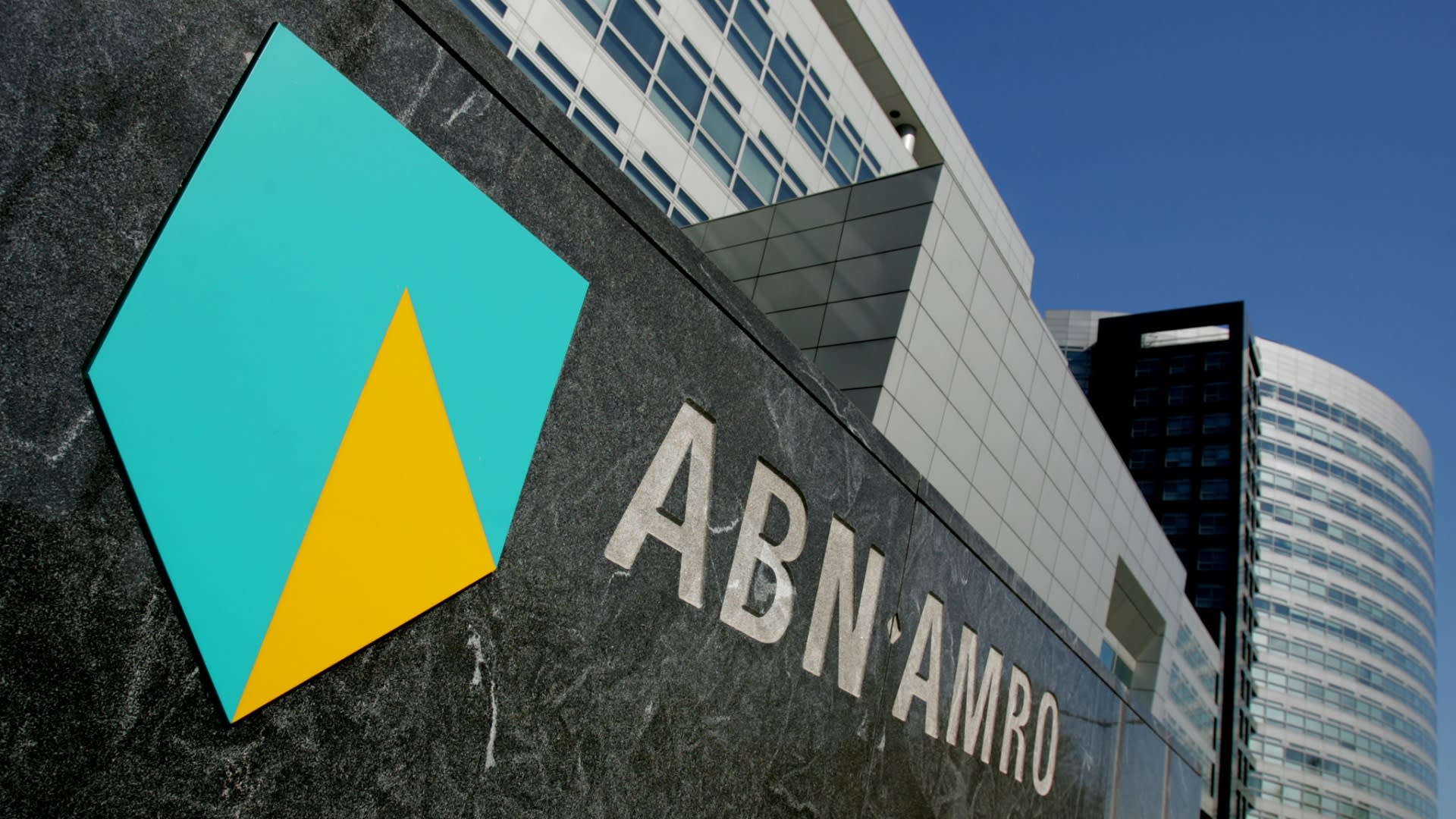 Warning from ABN Amro in the Netherlands Set limits on your bank account against scammers