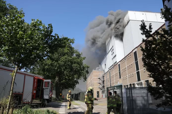 Massive fire on the Kanaalstraat in Lochem