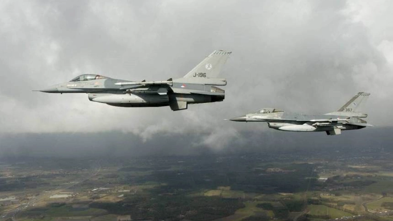 2 Russian warplanes approaching Dutch airspace intercepted