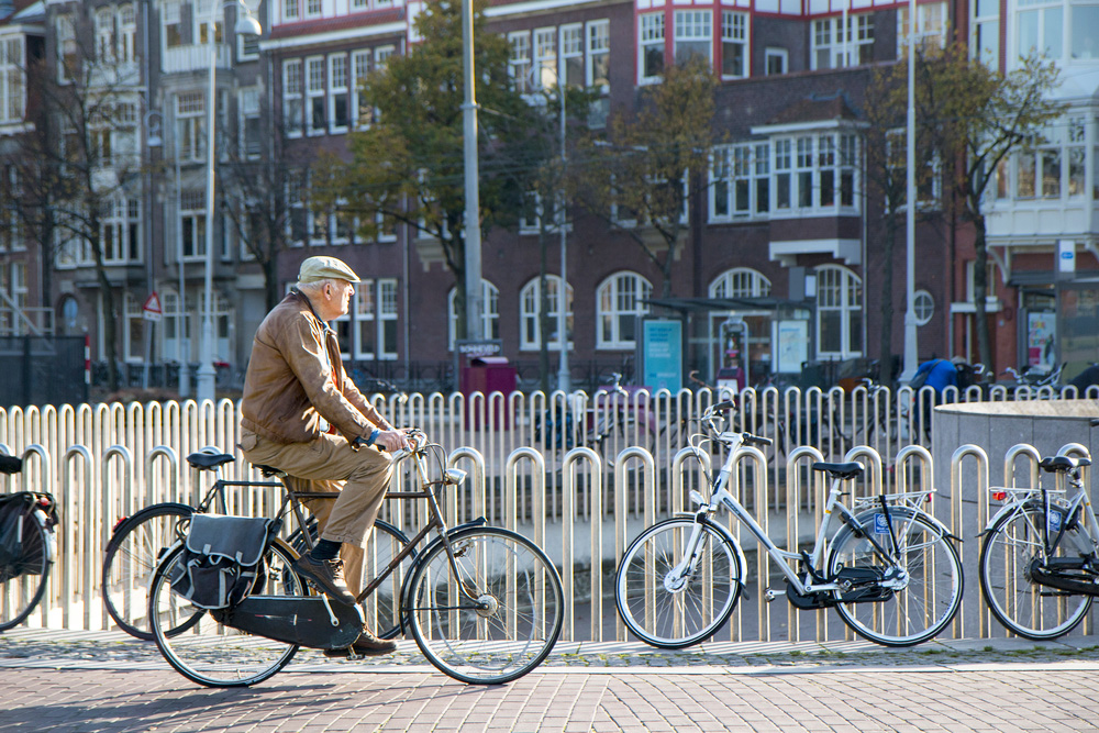 old man bicycle amsterdam